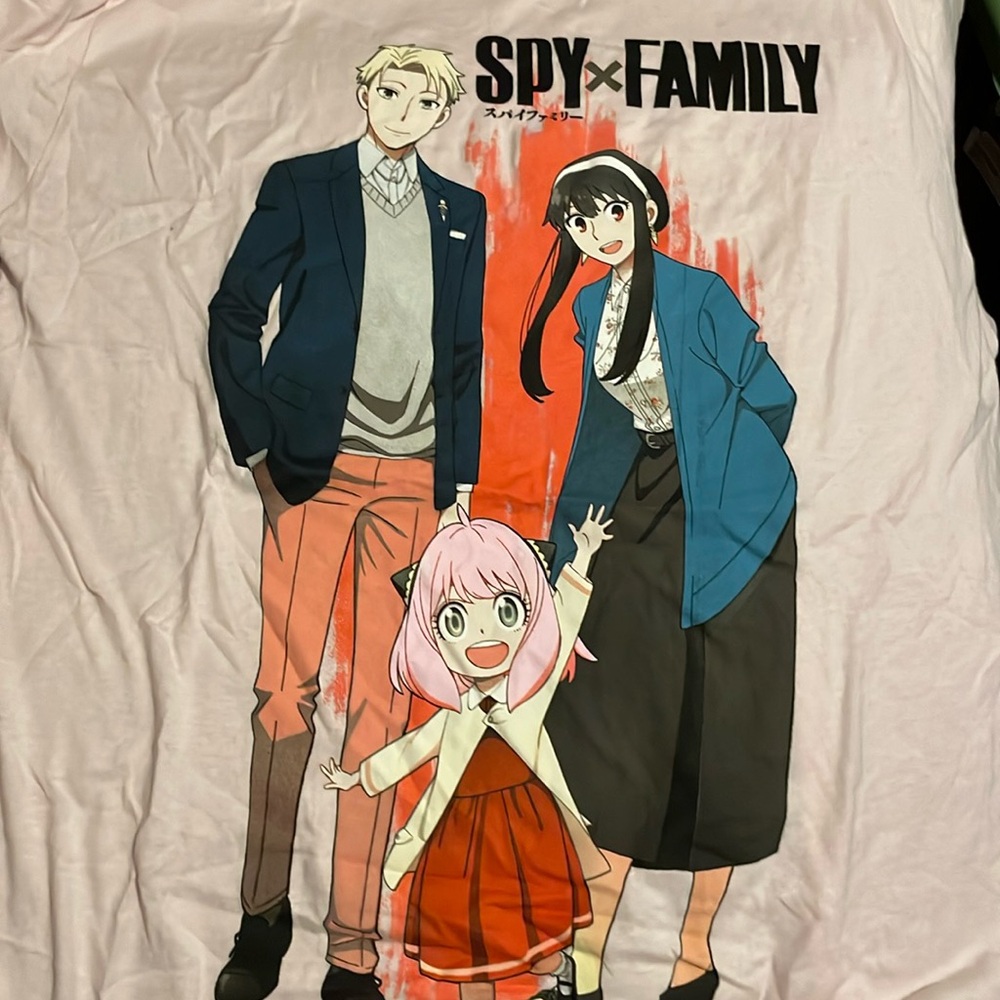 Spy Family T-Shirt New With Tags